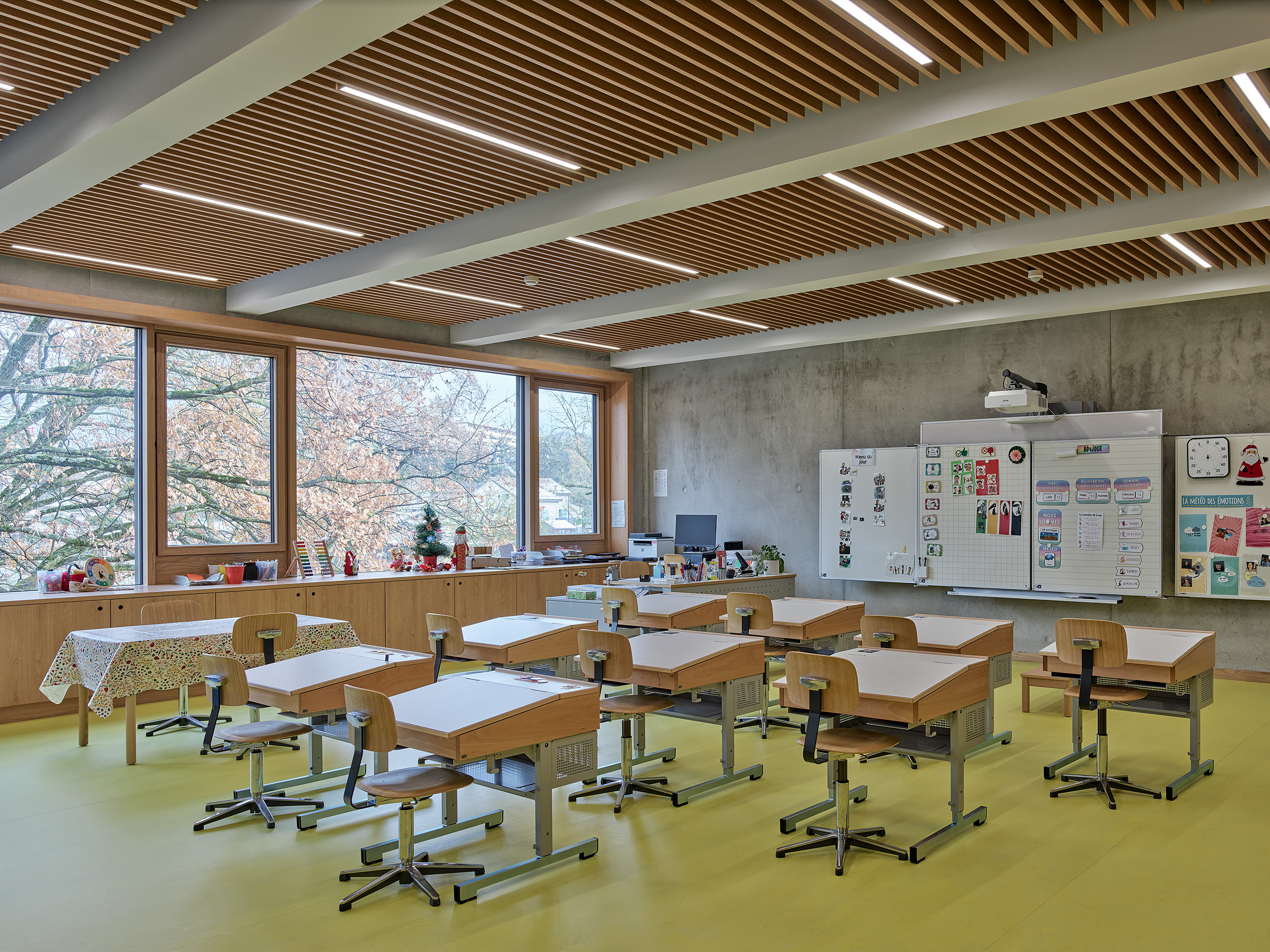 Ahp0090 AIQ4 014613 J2560